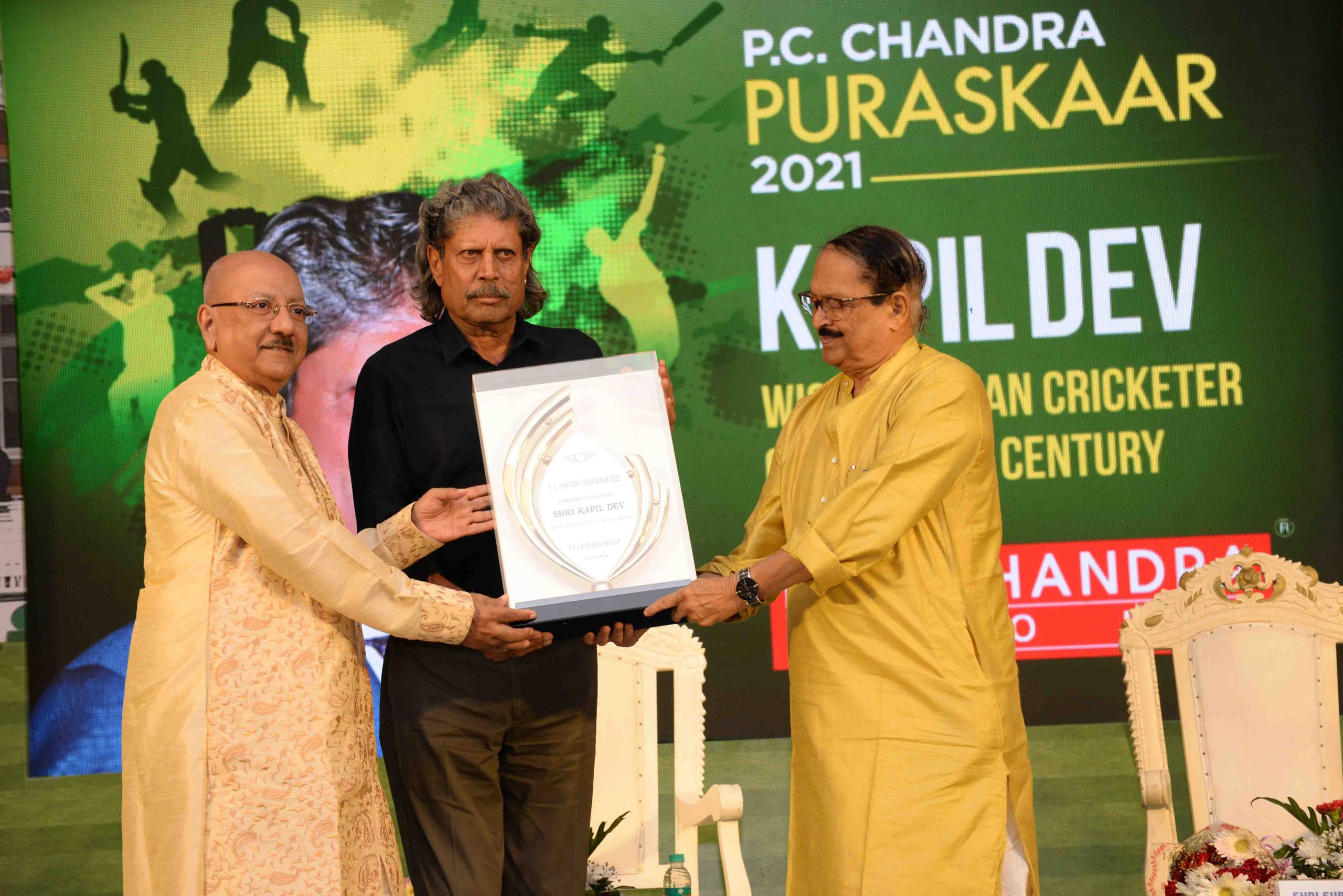 P.C. Chandra Group felicitates Shri Shri Kapil Dev at the 28th P.C.Chandra Puraskaar, 2021